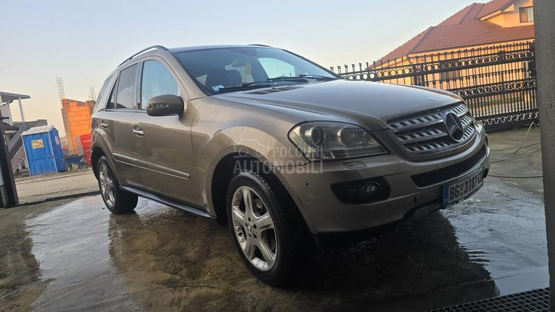 Mercedes Benz ML 320 