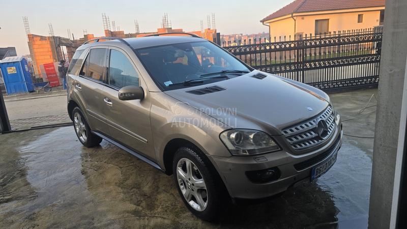 Mercedes Benz ML 320 