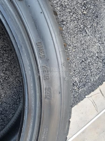 Dunlop 245/40 R19 Zimska