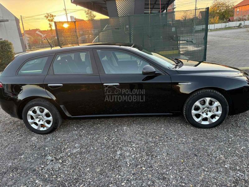 Alfa Romeo 159 