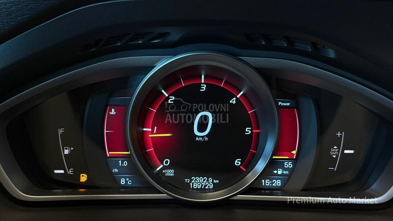 Volvo V40 //1.6 D2//FUL/NOV