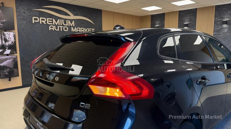 Volvo V40 //1.6 D2//FUL/NOV