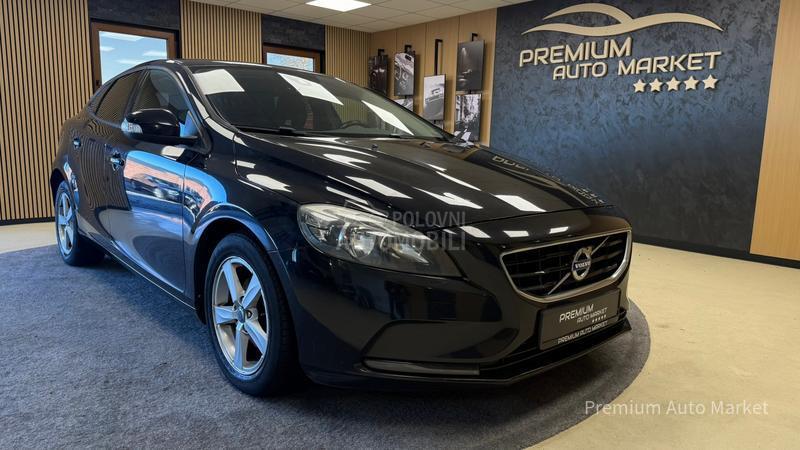 Volvo V40 //1.6 D2//FUL/NOV