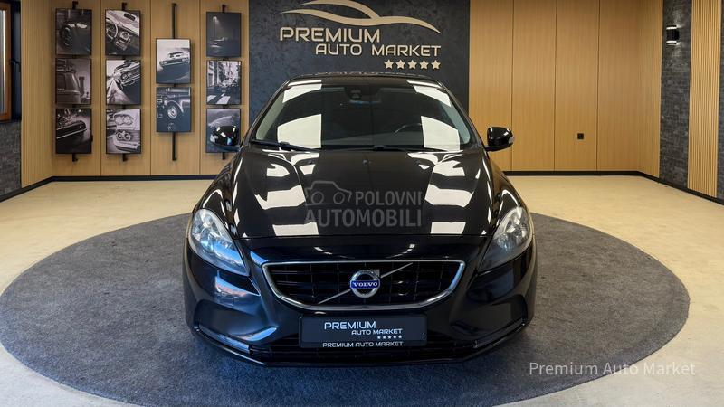Volvo V40 //1.6 D2//FUL/NOV