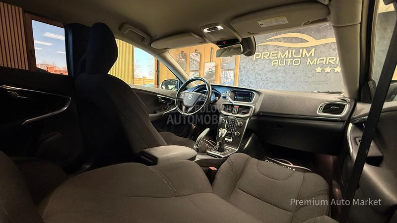 Volvo V40 //1.6 D2//FUL/NOV