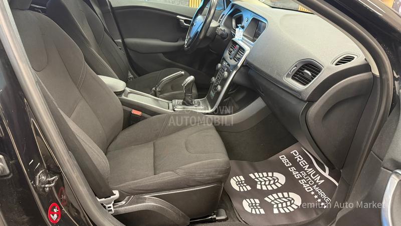 Volvo V40 //1.6 D2//FUL/NOV