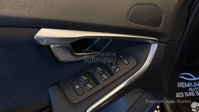 Volvo V40 //1.6 D2//FUL/NOV