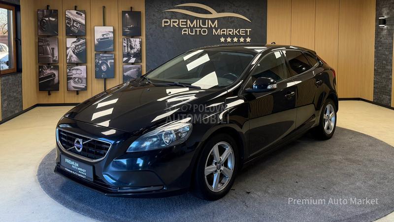 Volvo V40 //1.6 D2//FUL/NOV