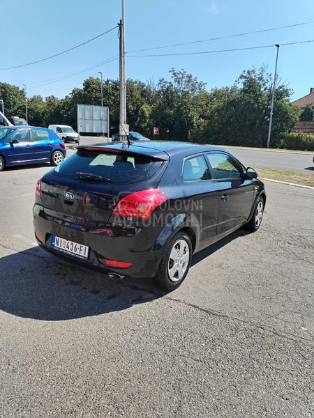 Kia pro_cee`d 