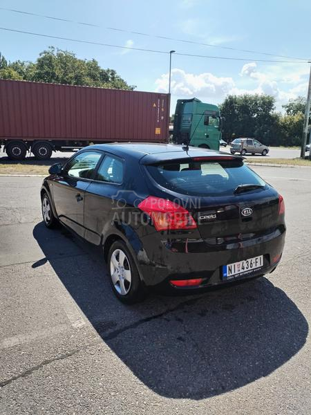 Kia pro_cee`d 