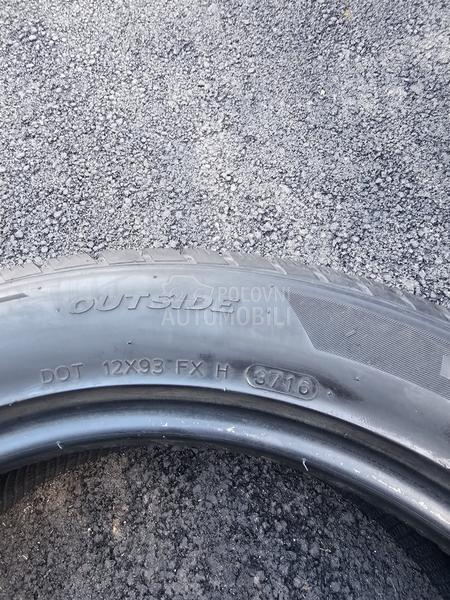 Hankook 215/55 R18 Zimska