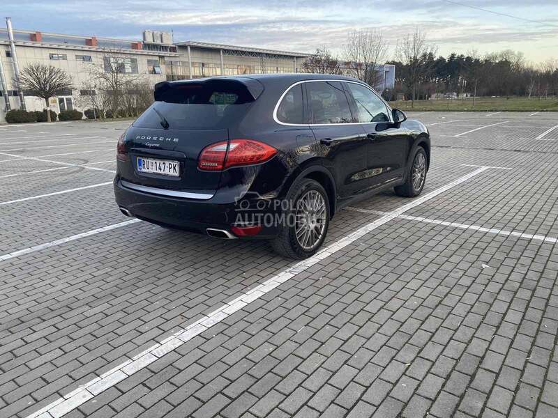 Porsche Cayenne 