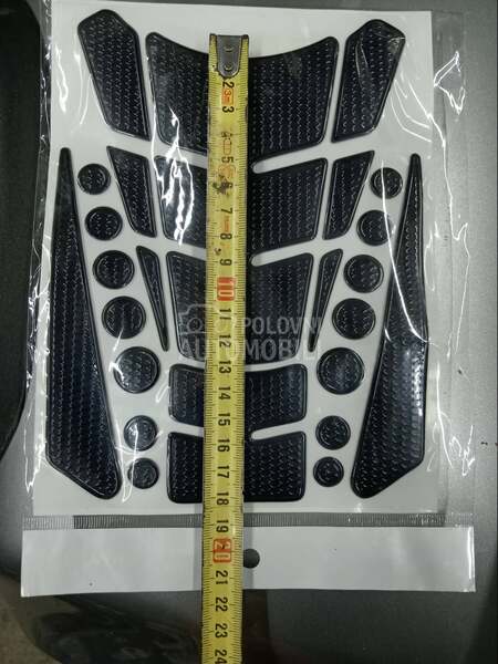 Nalepnica za rezervoar