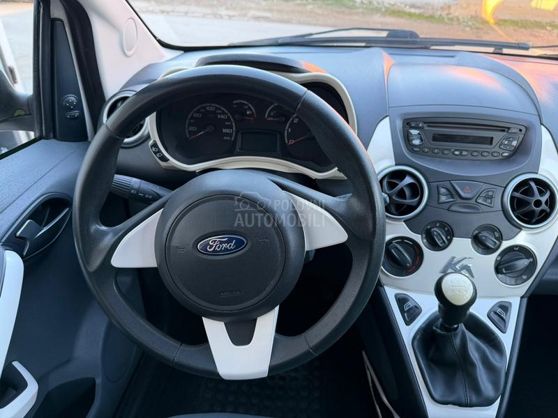 Ford Ka iz CH  t o p