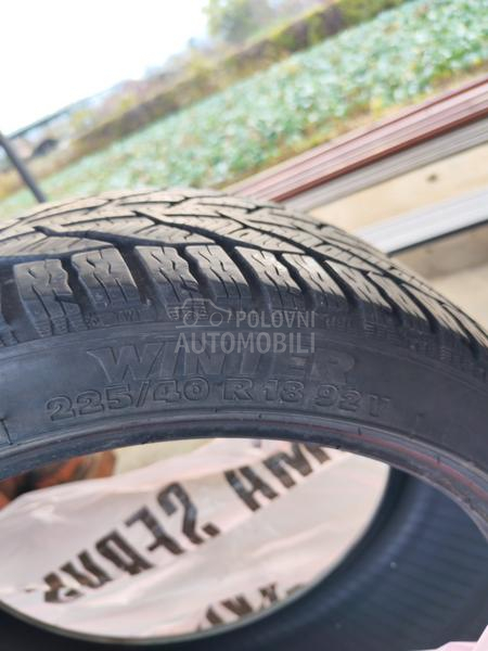 Tigar 225/40 R18 Zimska