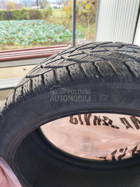 Tigar 225/40 R18 Zimska