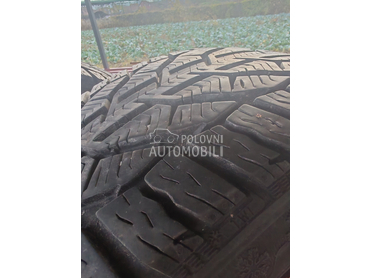 Tigar 225/40 R18 Zimska