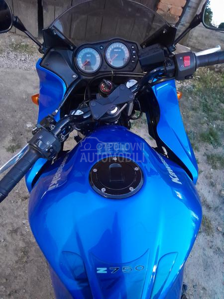 Kawasaki z750s