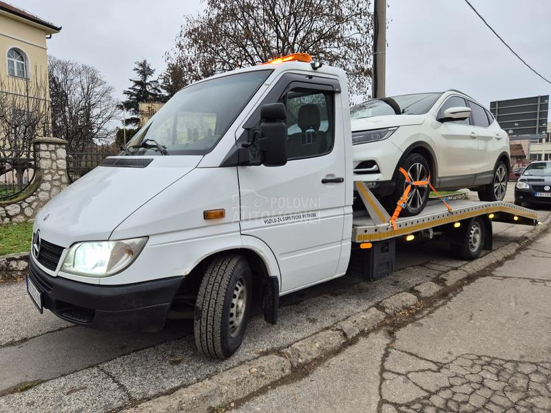 Mercedes Benz Sprinter