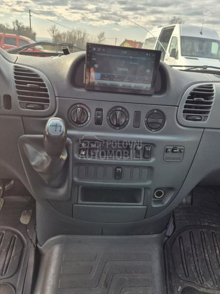 Mercedes Benz Sprinter