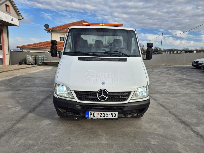 Mercedes Benz Sprinter