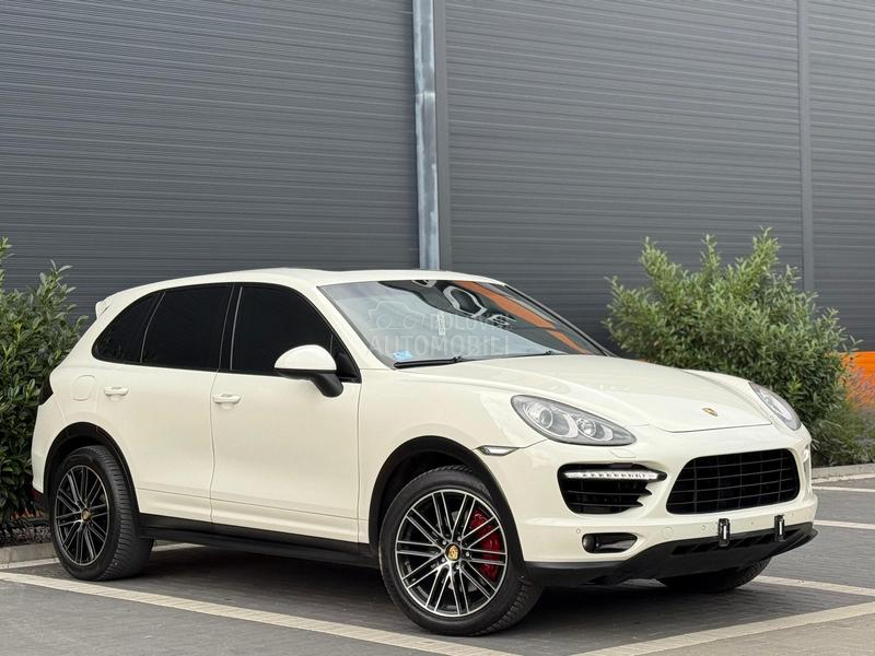 Porsche Cayenne GTS