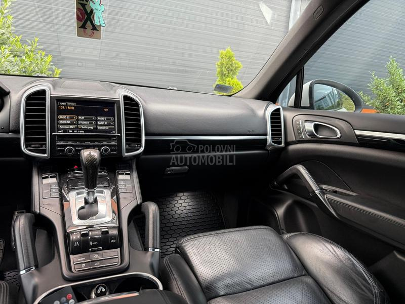 Porsche Cayenne GTS