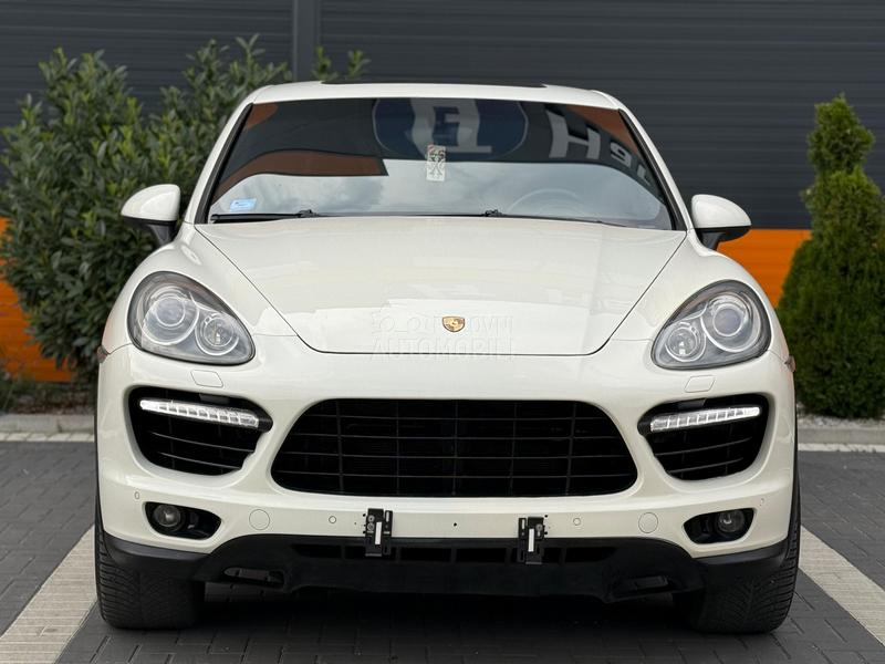 Porsche Cayenne GTS