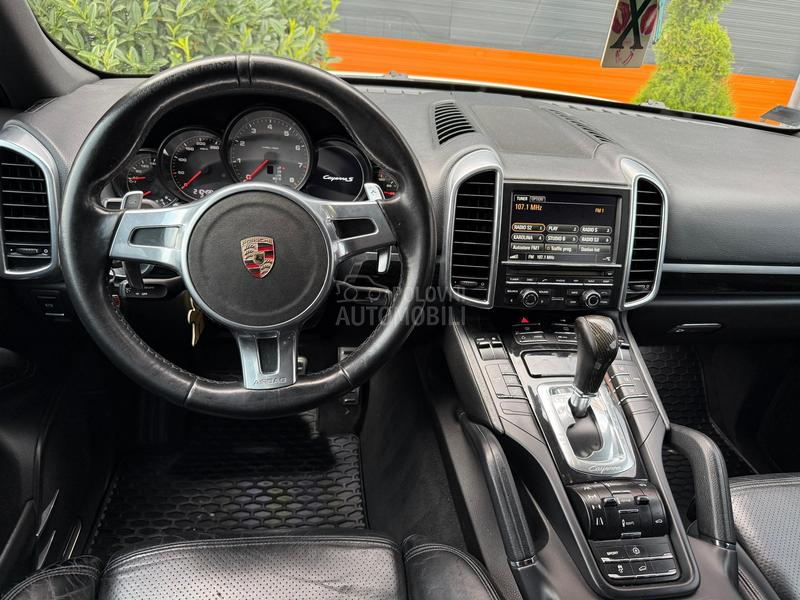 Porsche Cayenne GTS