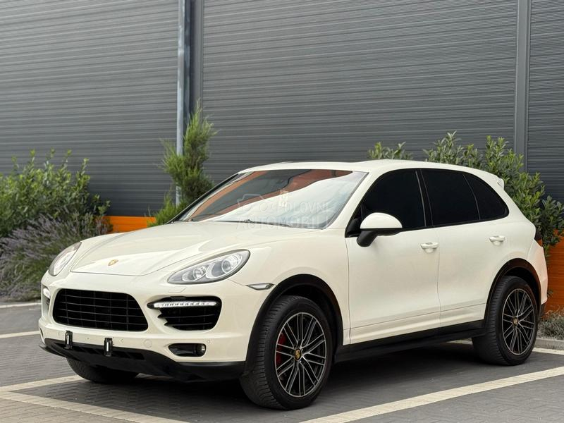 Porsche Cayenne GTS
