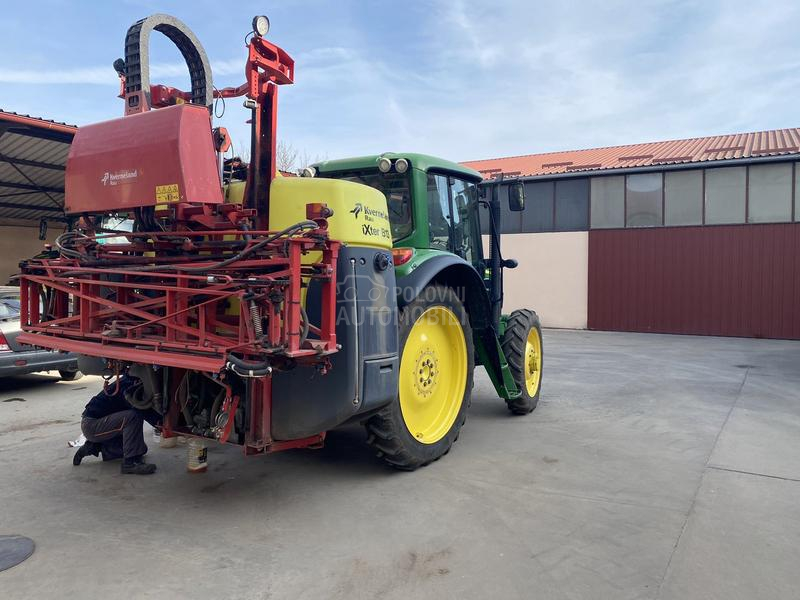 Kverneland iXter B13