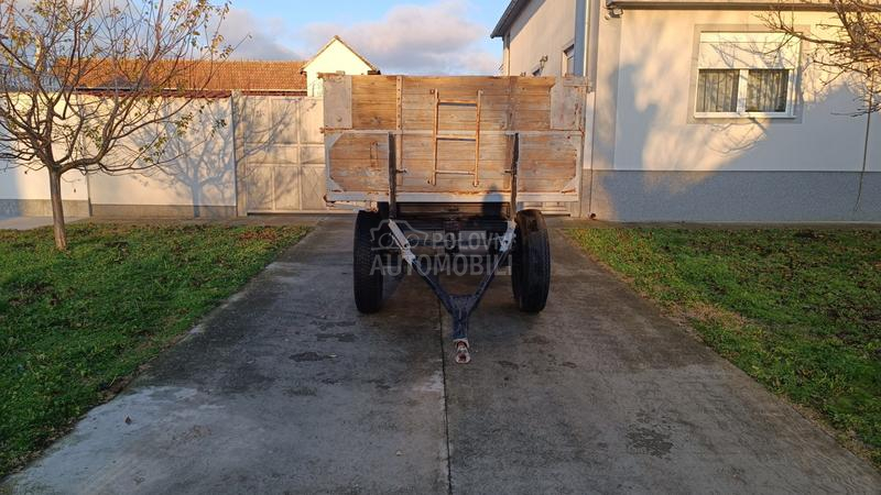 Zmaj Prikolica Zastava