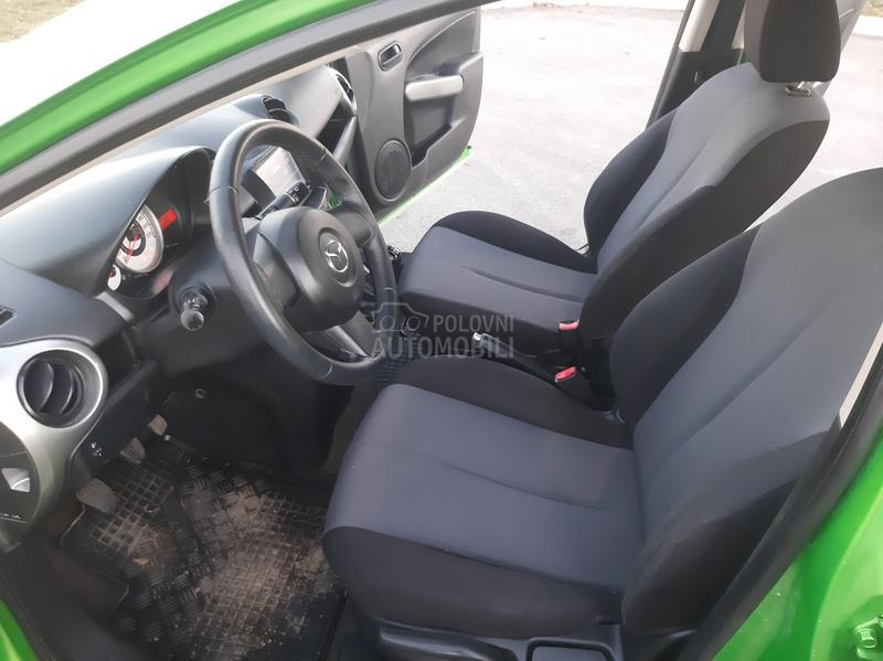 Mazda 2 1.4 hdi ČITAJ 0PIS