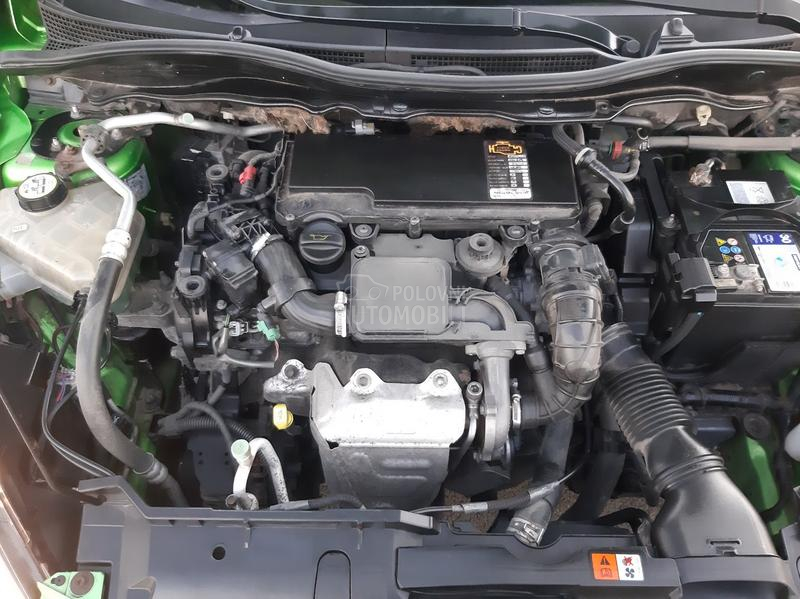 Mazda 2 1.4 hdi ČITAJ 0PIS