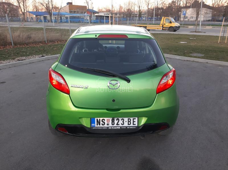 Mazda 2 1.4 hdi ČITAJ 0PIS