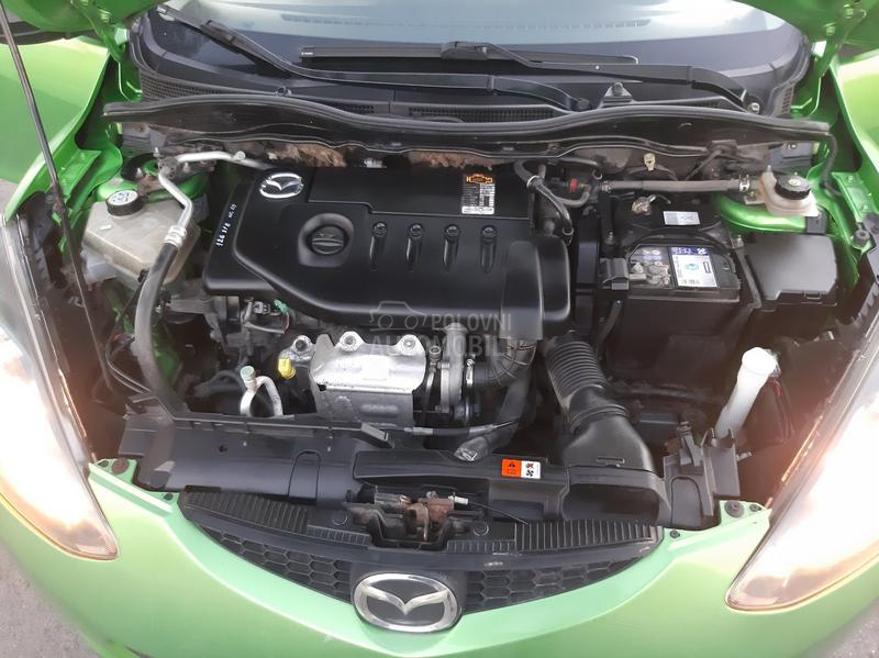 Mazda 2 1.4 hdi ČITAJ 0PIS