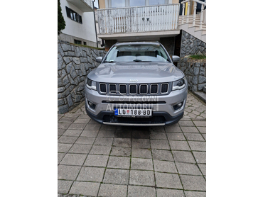 Jeep Compass 4x4 reg god dana