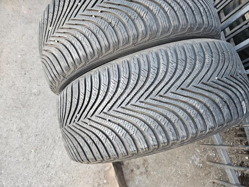 Michelin 215/55 R17 Sve sezone