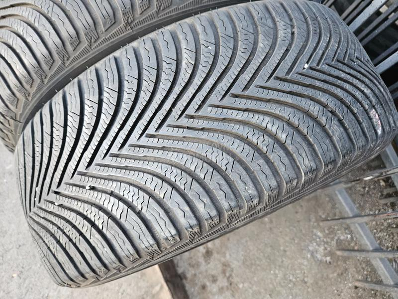 Michelin 215/55 R17 Sve sezone