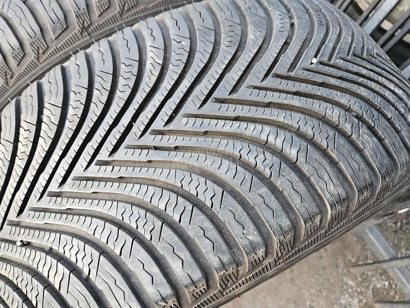 Michelin 215/55 R17 Sve sezone