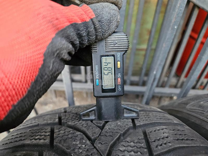 Nexen 215/55 R17 Sve sezone