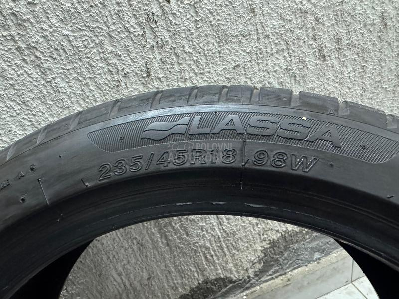 Lassa 235/45 R18 Letnja