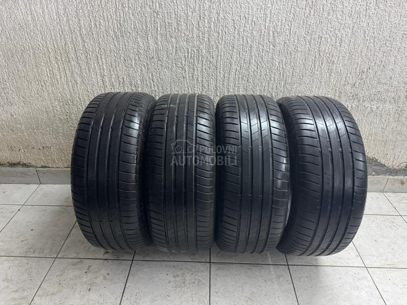 Lassa 235/45 R18 Letnja