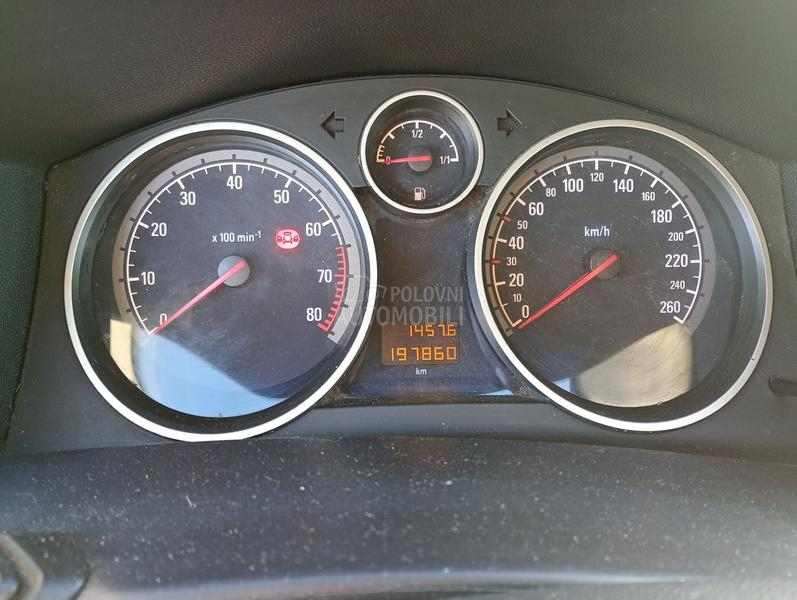 Opel Astra H 