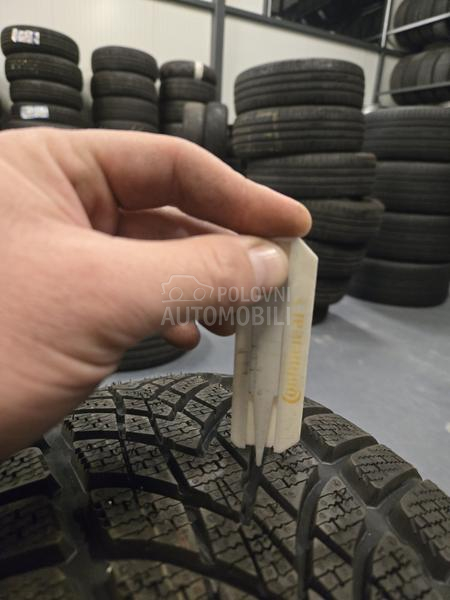 Dunlop 215/55 R16 Zimska