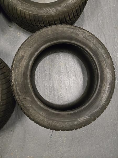 Dunlop 215/55 R16 Zimska