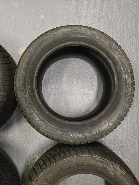 Dunlop 215/55 R16 Zimska