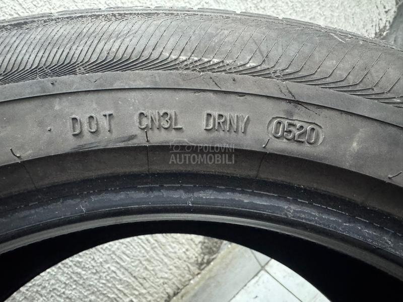 Semperit 235/55 R18 Letnja