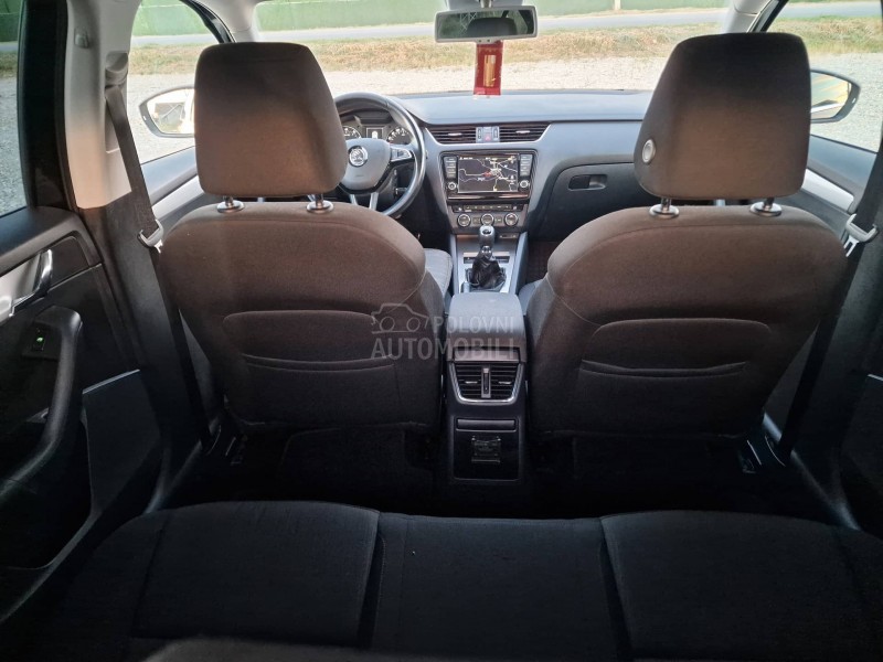 Škoda Octavia 1.8 TSI ELEGANCE