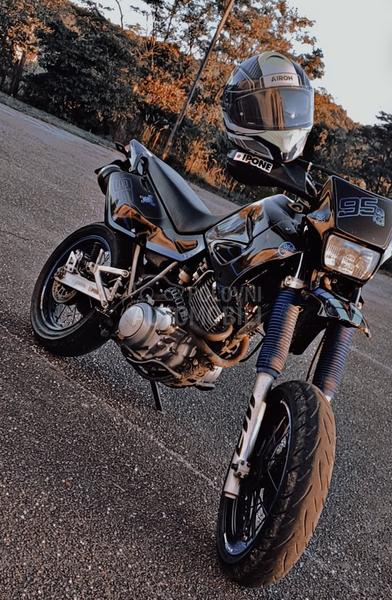 Yamaha Xt